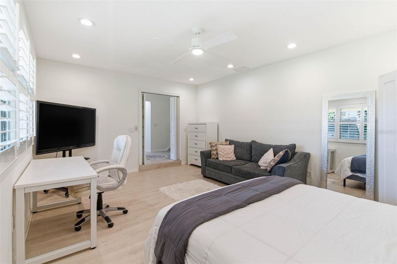 5026 Barrowe Drive, Tampa, FL 33624 Photo