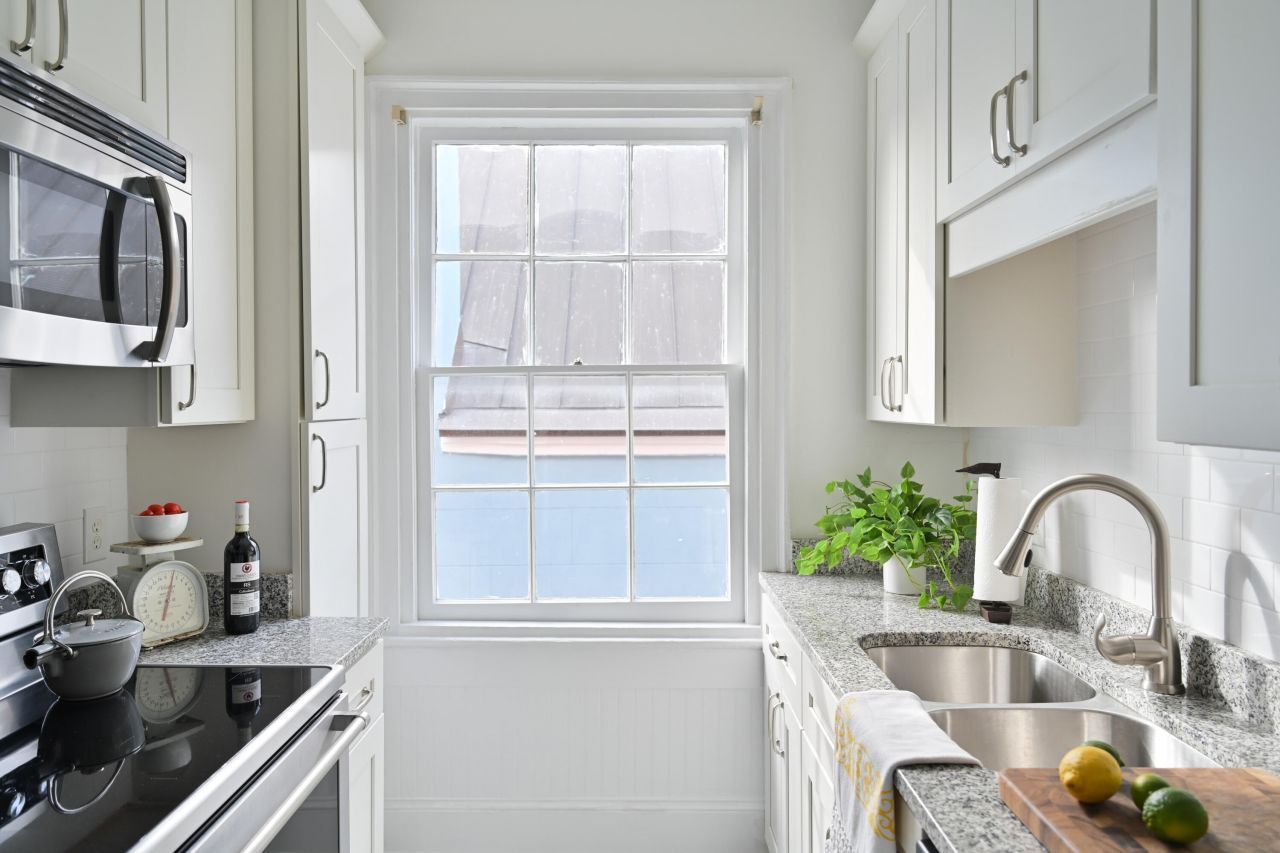 35 Society Street Photo 13