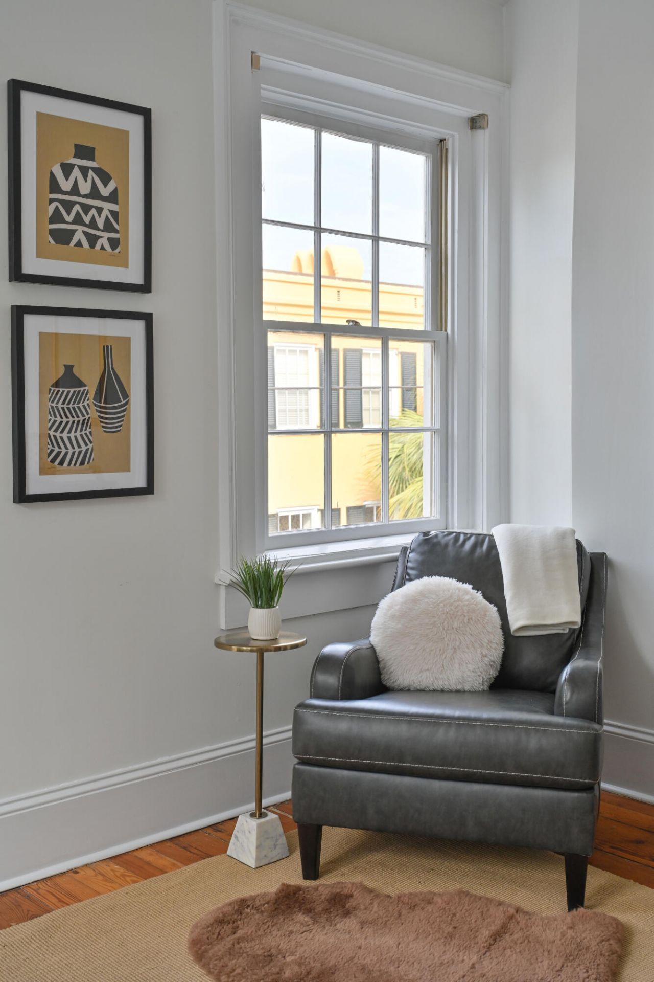 35 Society Street Photo 4