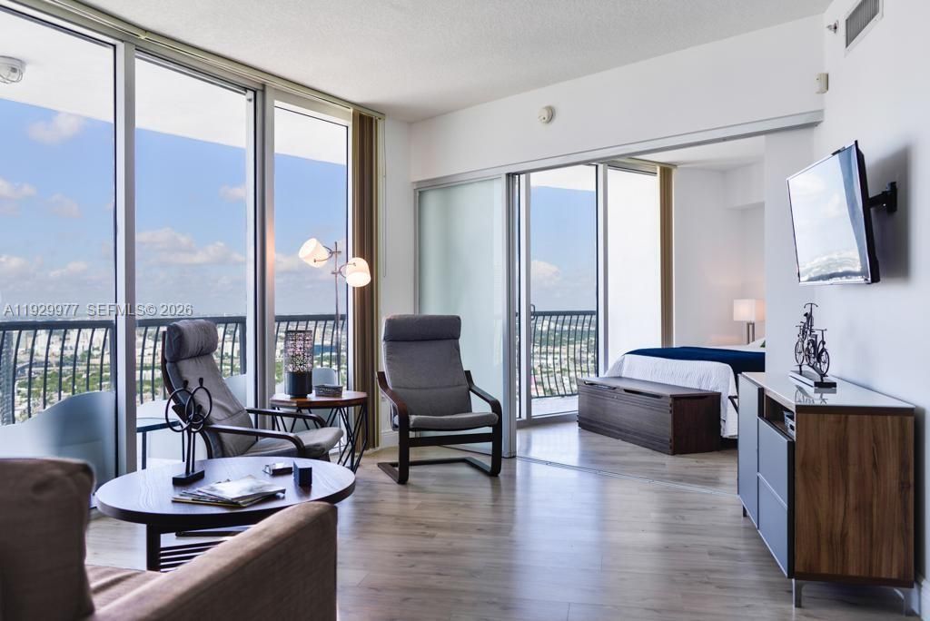 1750 N Bayshore Dr, Unit 4814, Miami, FL 33132 Photo