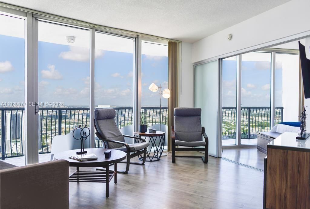 1750 N Bayshore Dr, Unit 4814, Miami, FL 33132 Photo