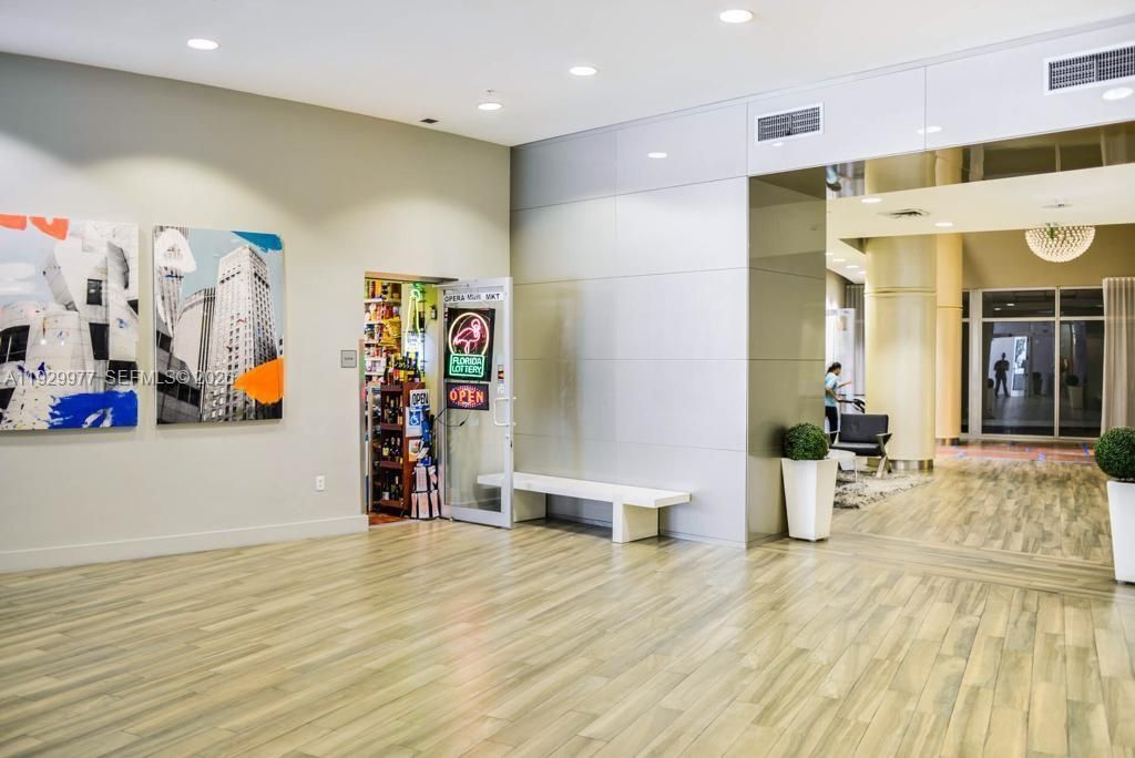 1750 N Bayshore Dr, Unit 4814, Miami, FL 33132 Photo