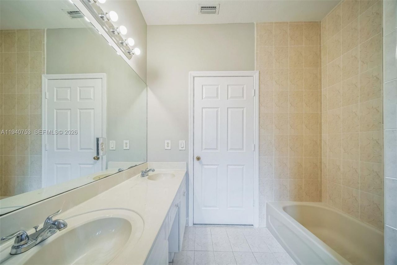 3223 SE 2nd Dr, Homestead, FL 33033 Photo