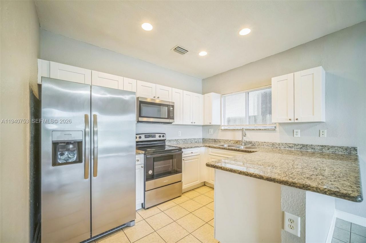 3223 SE 2nd Dr, Homestead, FL 33033 Photo