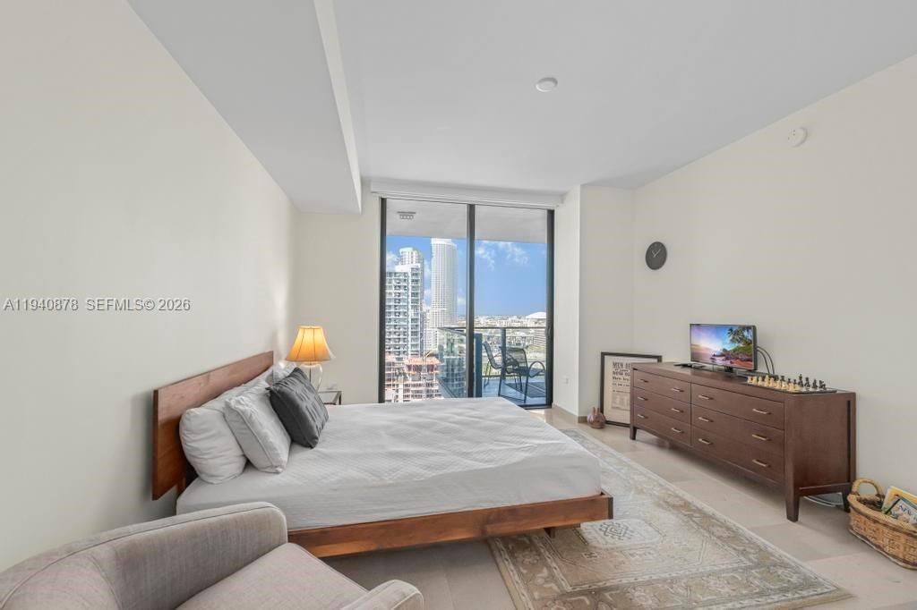 68 SE 6th St , Unit 1710, Miami, FL 33131 Photo