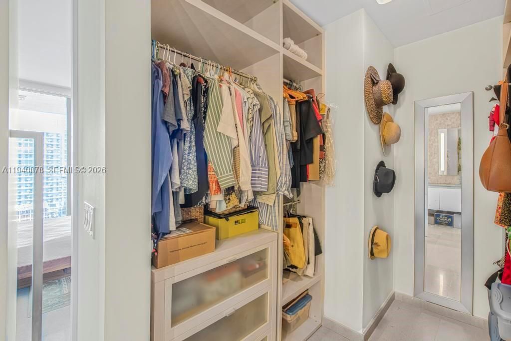 68 SE 6th St , Unit 1710, Miami, FL 33131 Photo