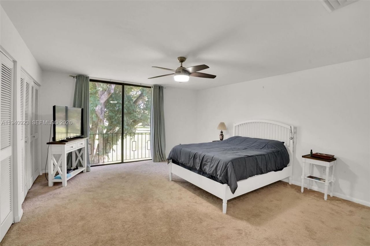 3865 Estepona Ave, Doral, FL 33178 Photo