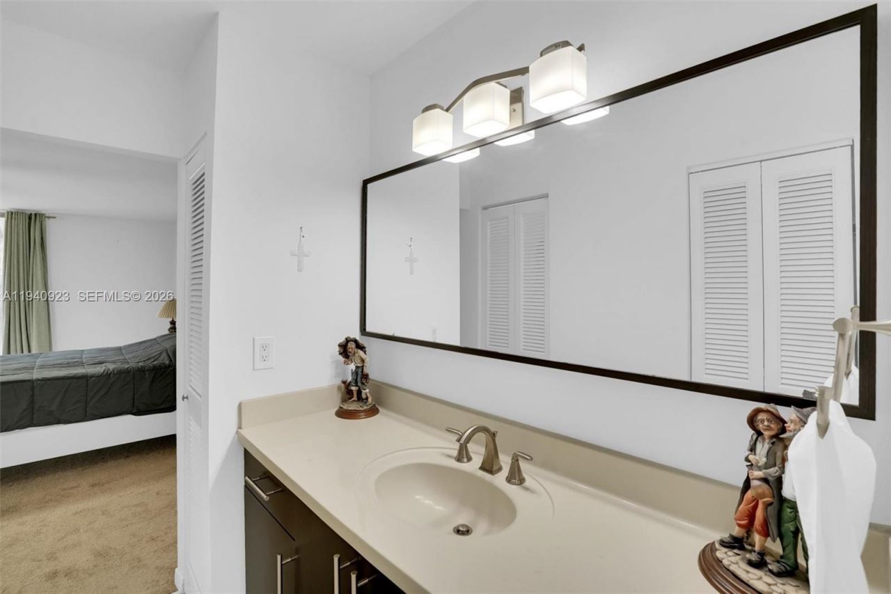 3865 Estepona Ave, Doral, FL 33178 Photo