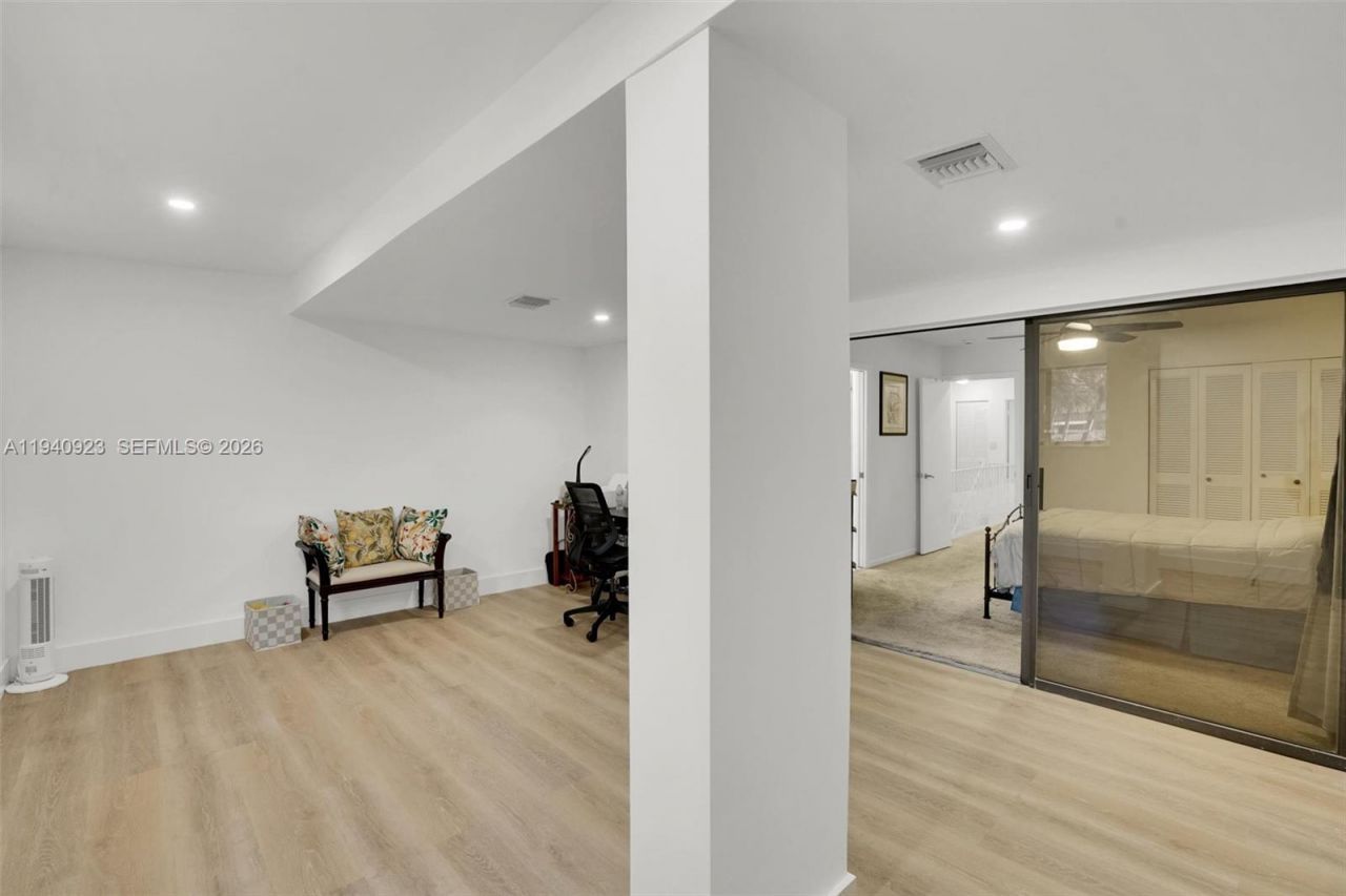 3865 Estepona Ave, Doral, FL 33178 Photo