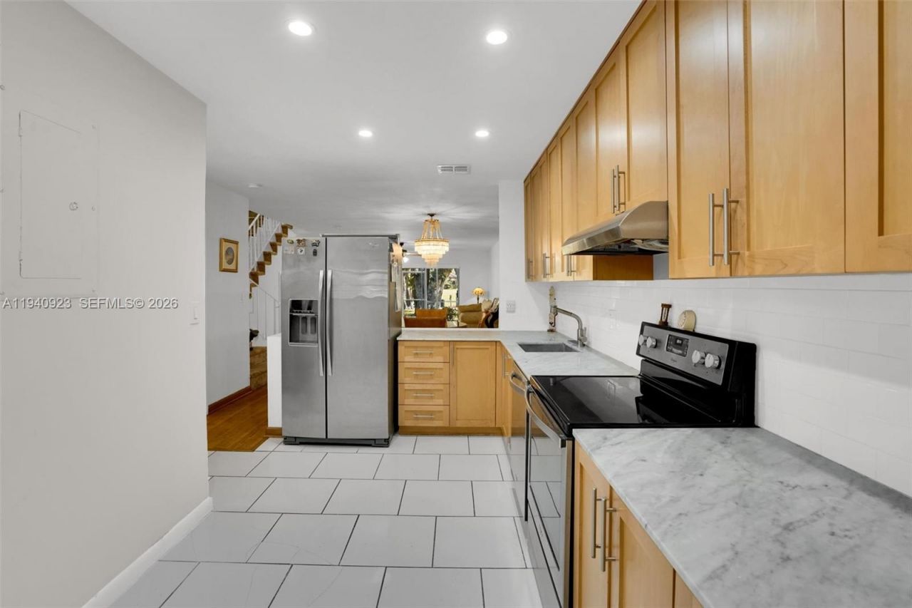 3865 Estepona Ave, Doral, FL 33178 Photo