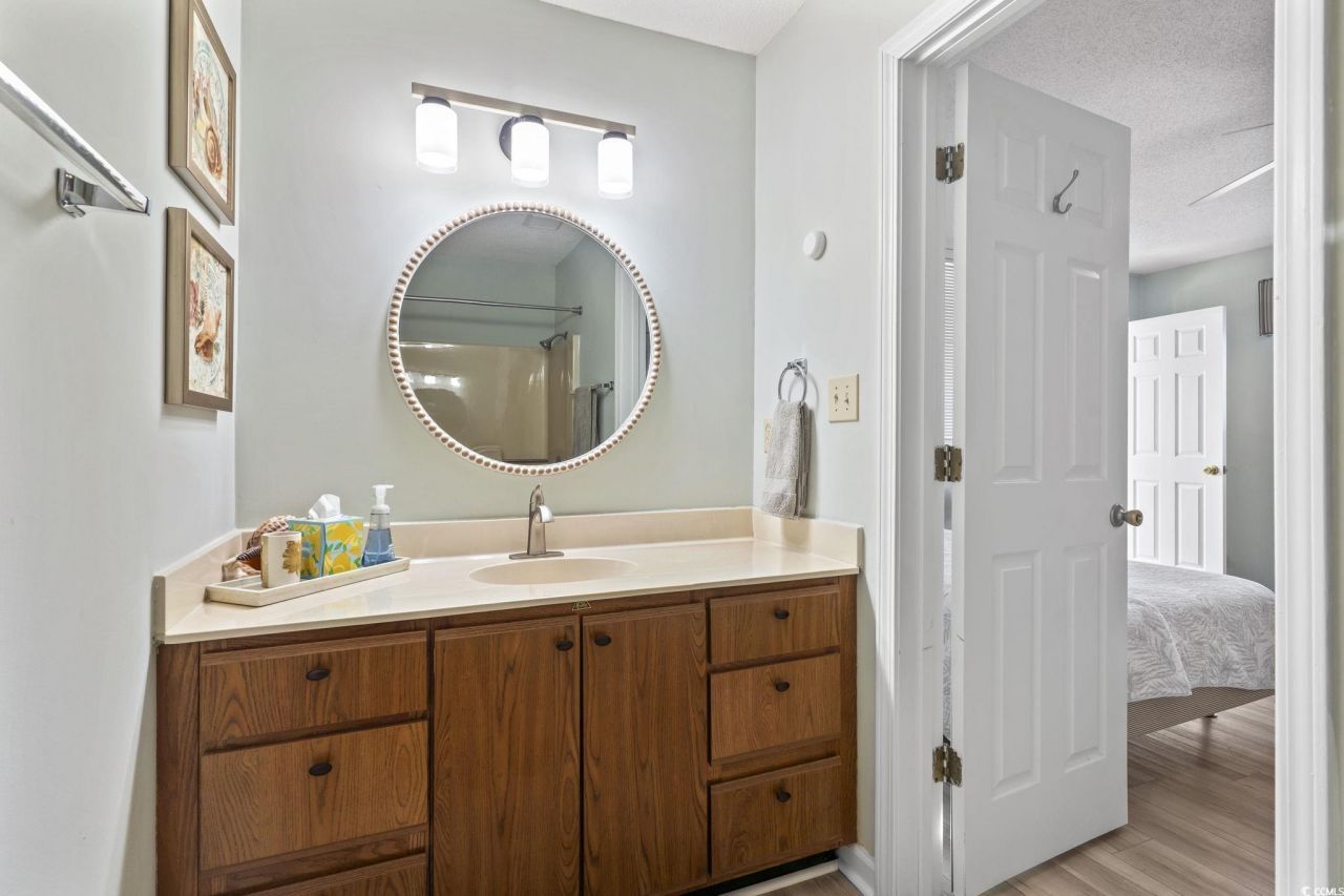 207 Double Eagle Dr. Photo 32