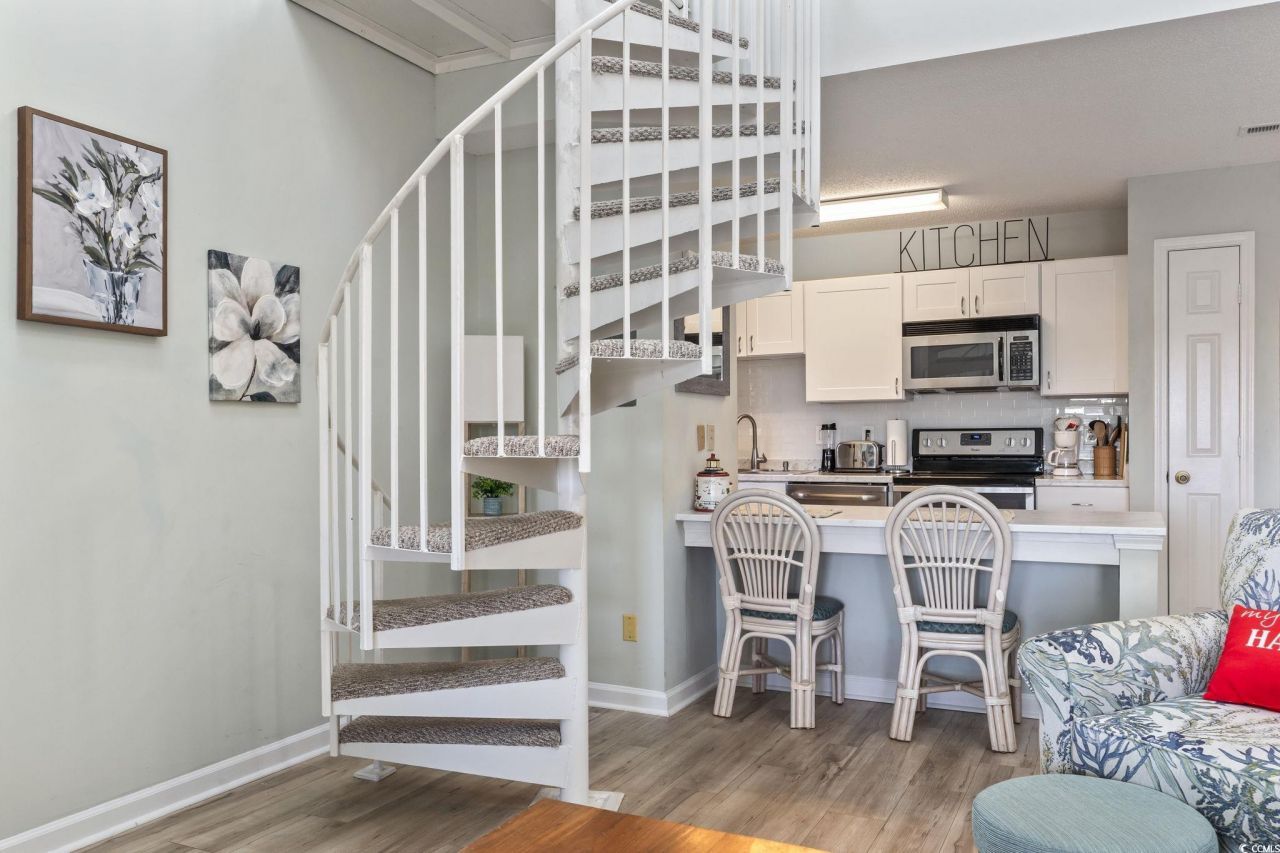 207 Double Eagle Dr. Photo 8