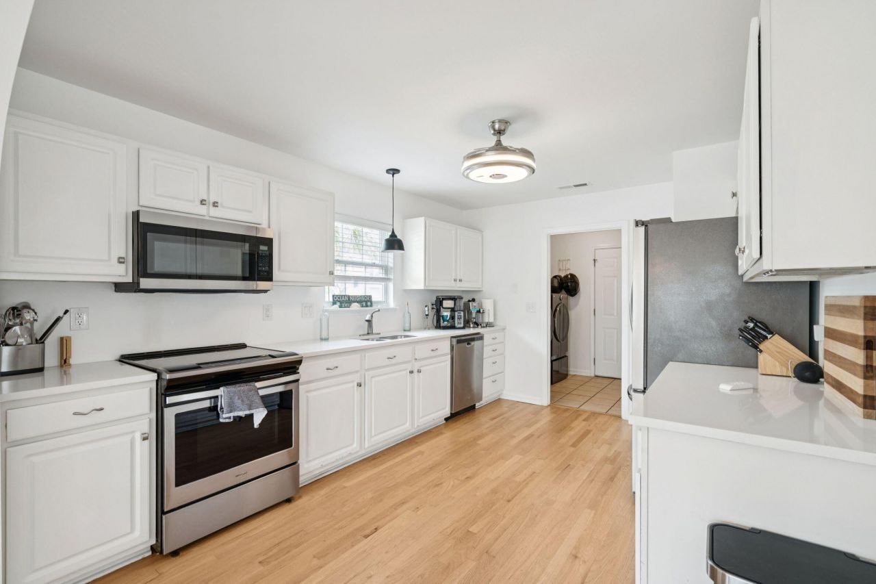 1717 Lotus Lane Photo 15