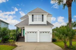 1717 Lotus Lane photo 4