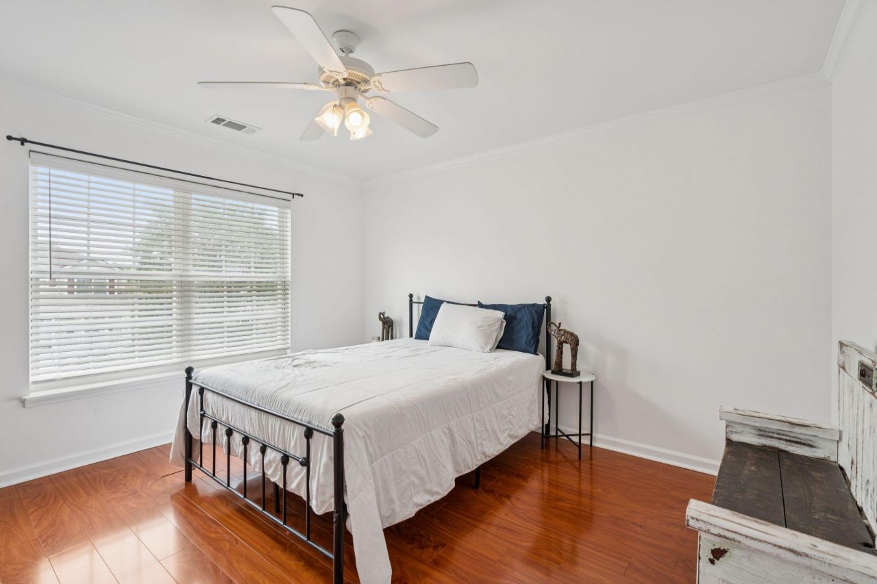 1717 Lotus Lane Photo 40