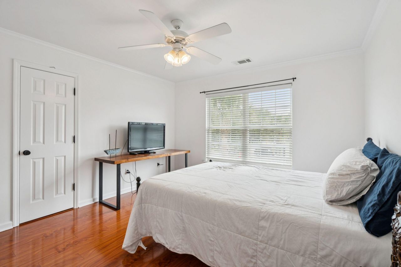 1717 Lotus Lane Photo 41