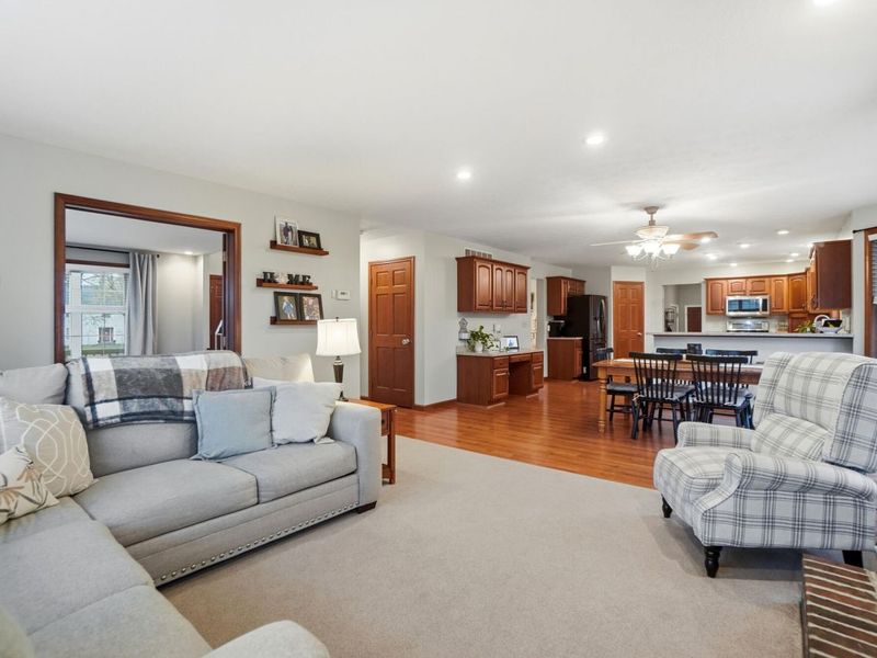 465 Carillion Drive, Springfield, OH 45503 Photo 14