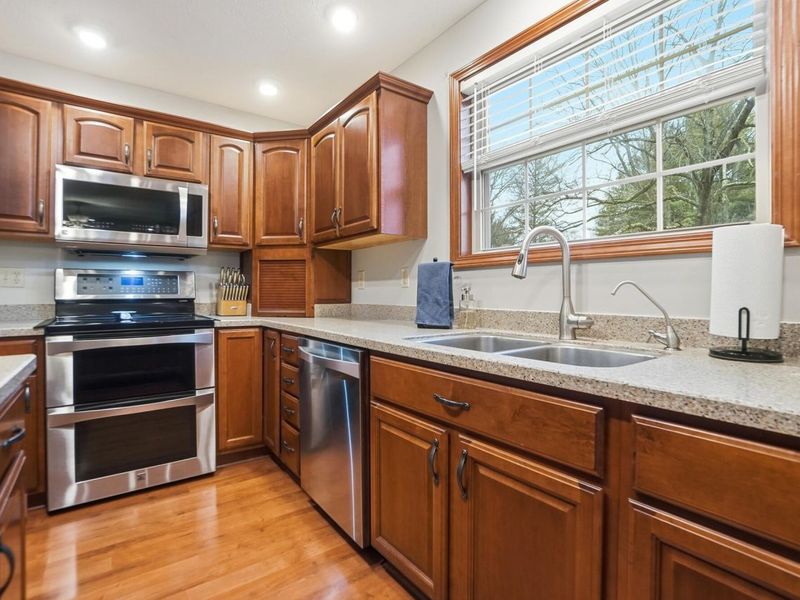 465 Carillion Drive, Springfield, OH 45503 Photo 26