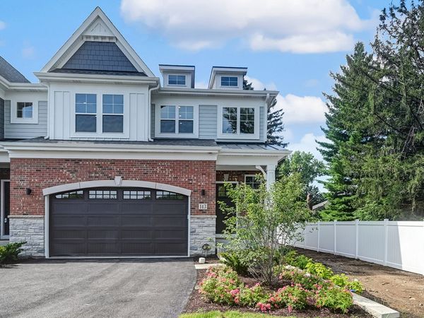 129 Harding Court, Glen Ellyn, IL 60137