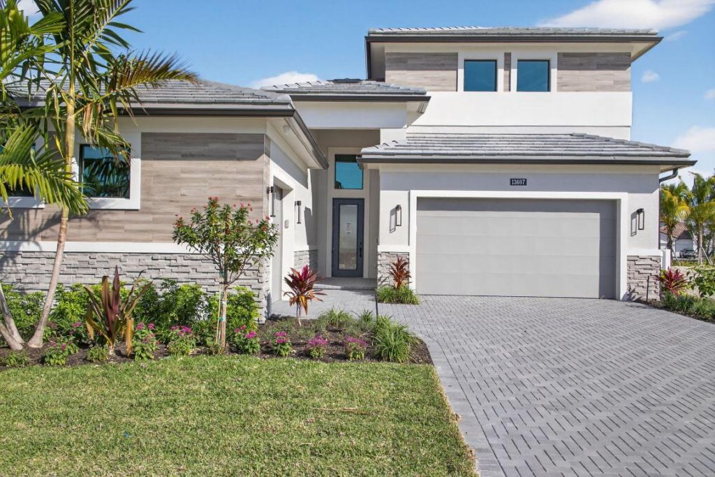 13697 Le Christine Drive, Palm Beach Gardens, FL 33412 Photo