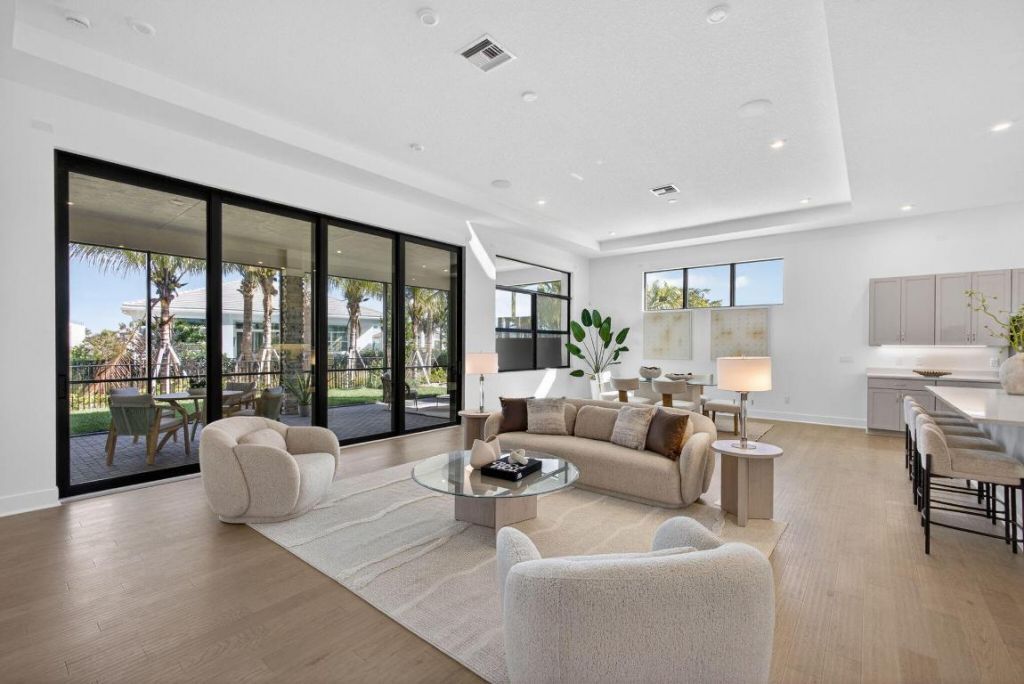 13697 Le Christine Drive, Palm Beach Gardens, FL 33412 Photo