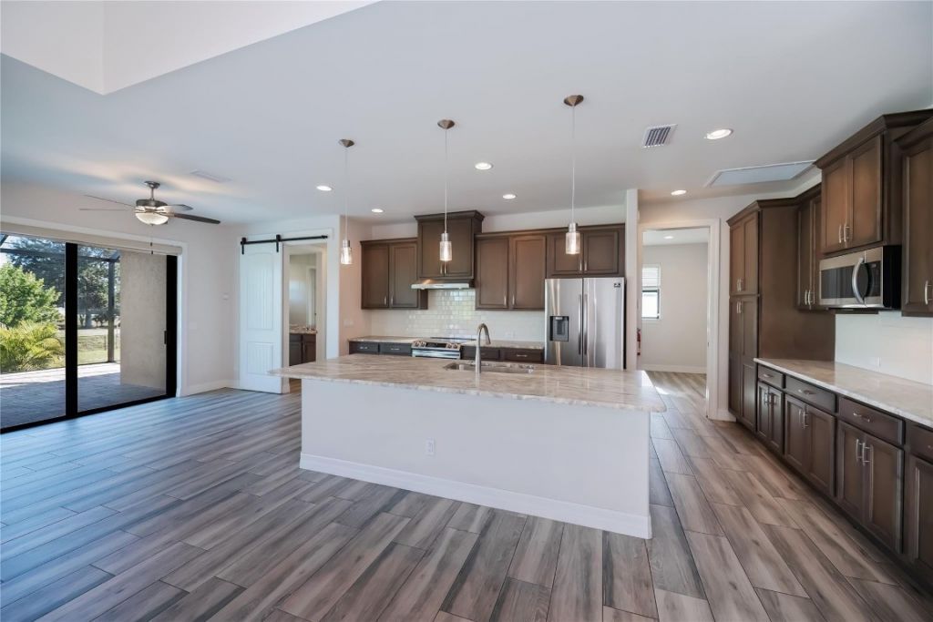 105 Hardee Way, Rotonda West, FL 33947 Photo