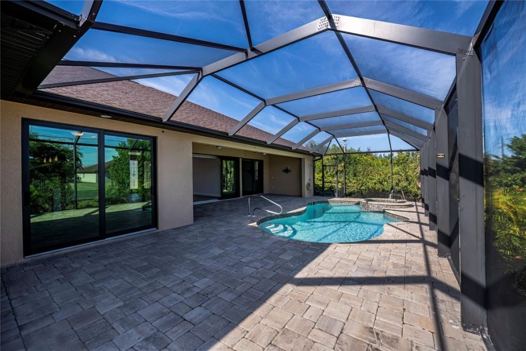 105 Hardee Way, Rotonda West, FL 33947 Photo