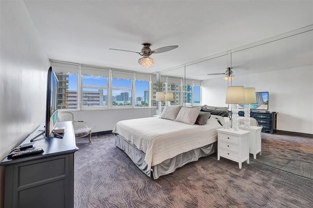 2030 S Ocean Drive, Unit 510, Hallandale Beach, FL 33009 Photo