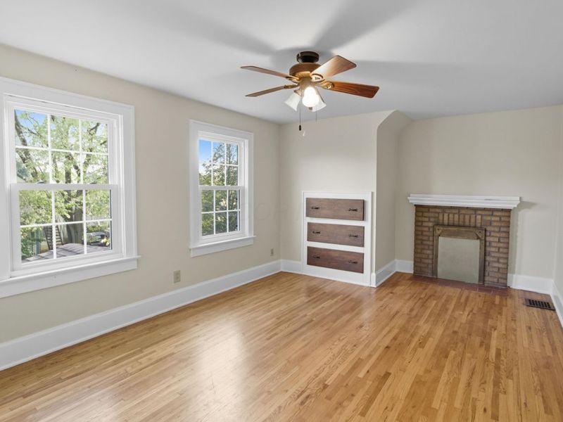 44 W Pacemont Road, Columbus, OH 43202 Photo 13