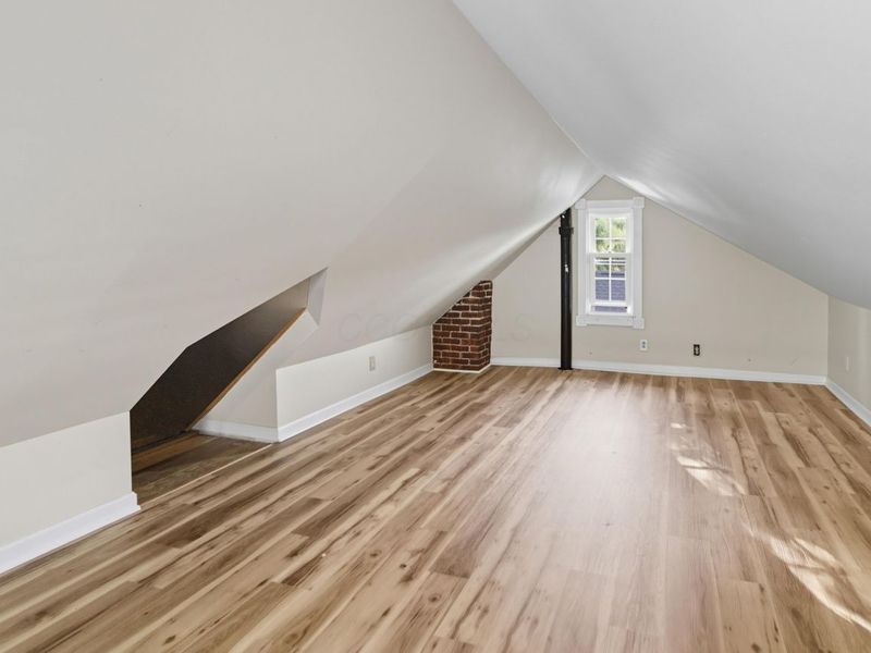 44 W Pacemont Road, Columbus, OH 43202 Photo 16