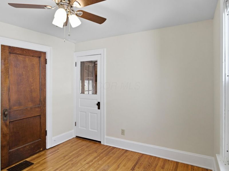 44 W Pacemont Road, Columbus, OH 43202 Photo 19