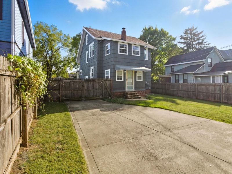 44 W Pacemont Road, Columbus, OH 43202 Photo 30