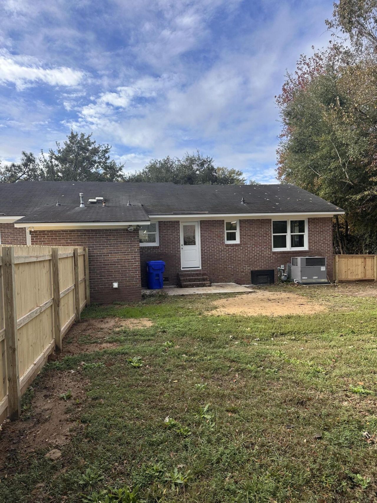 1038 Harbor View Road Photo 21