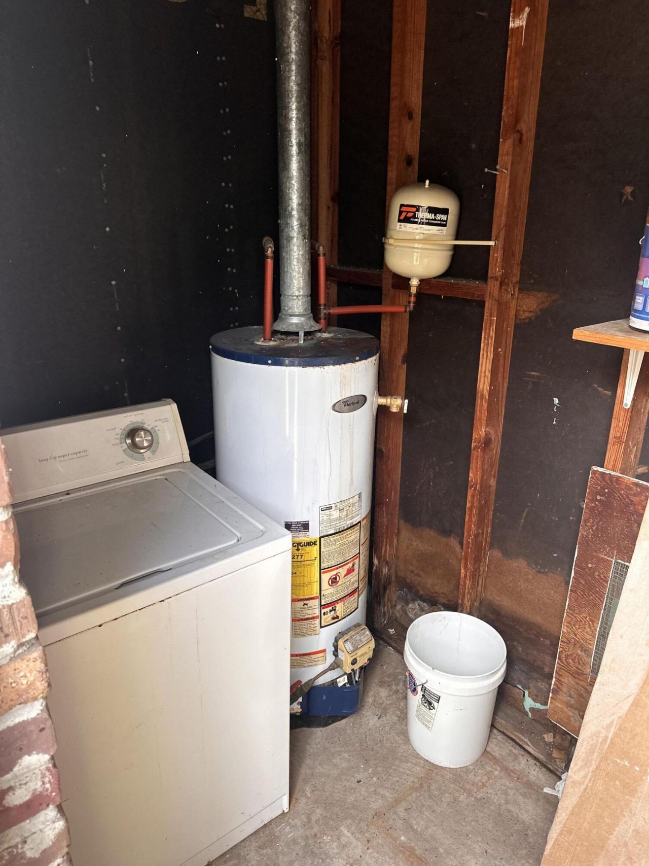 1038 Harbor View Road Photo 23