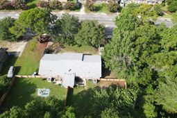 1038 Harbor View Road photo 4