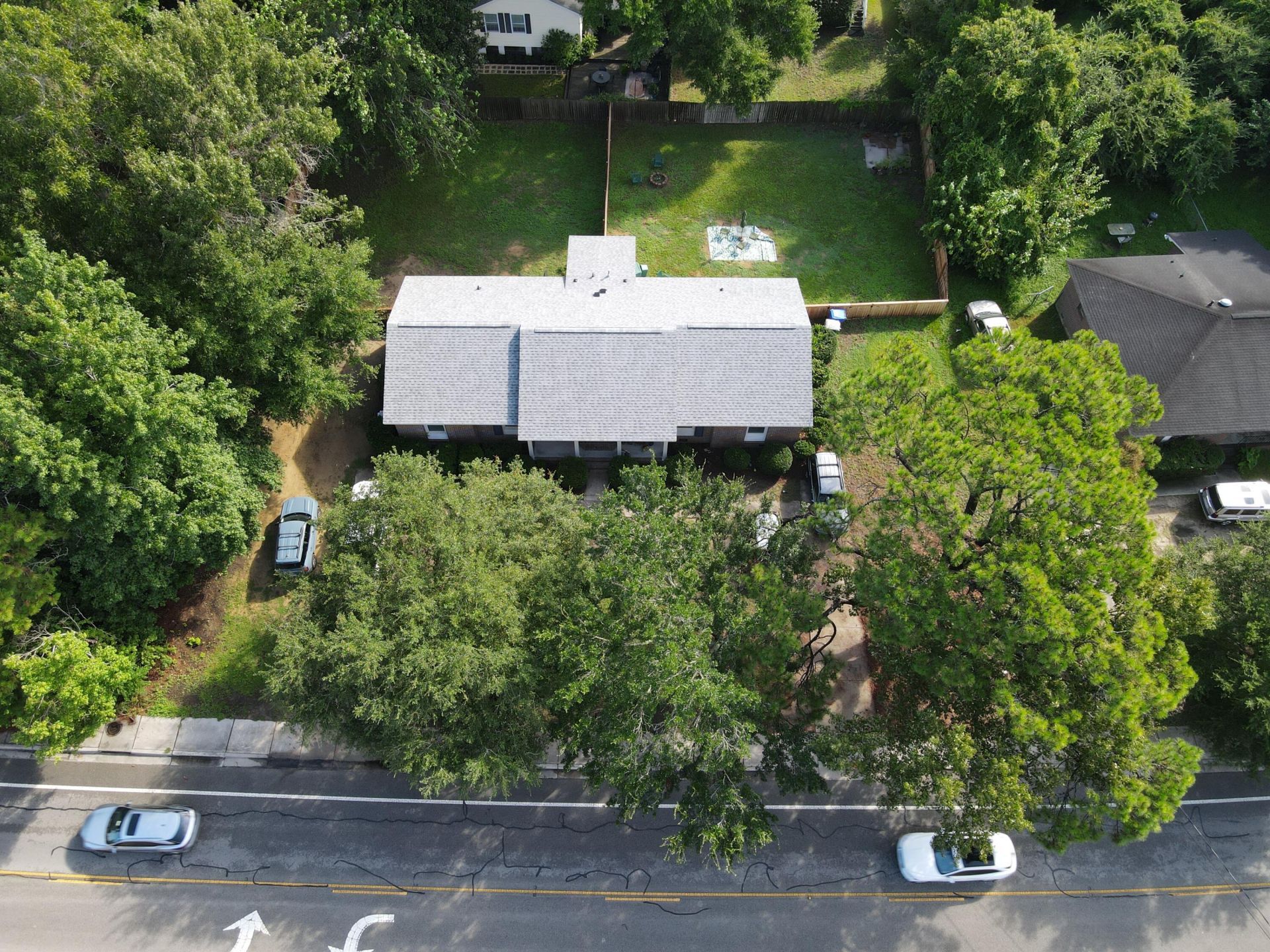 1038 Harbor View Road Photo 6
