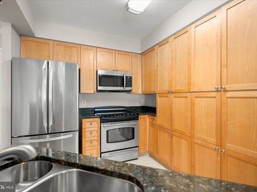 3101 N HAMPTON DRIVE, Unit 1005, ALEXANDRIA, VA 22302