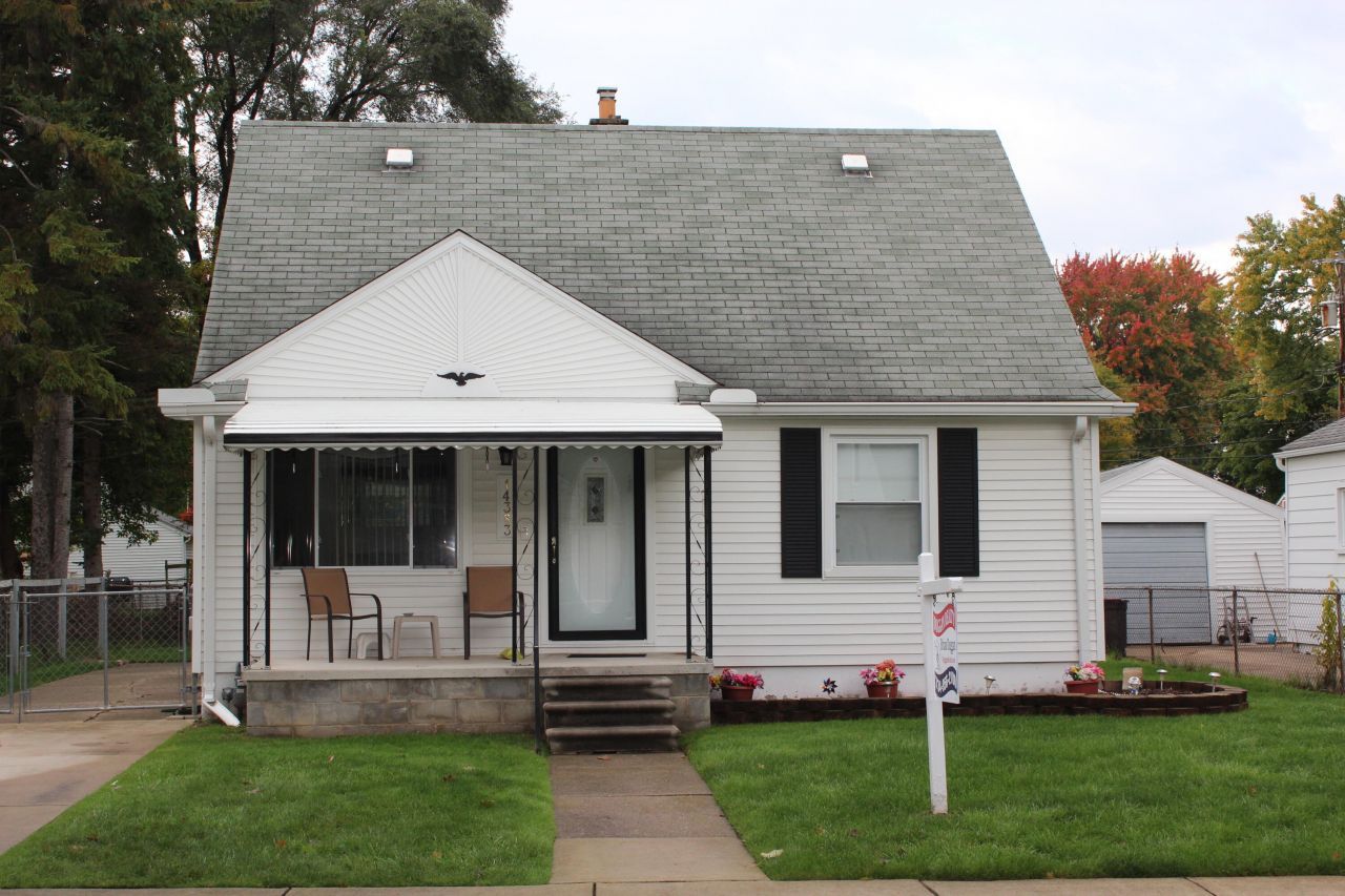 14383 Mercedes, Redford, MI 48239 Main Photo