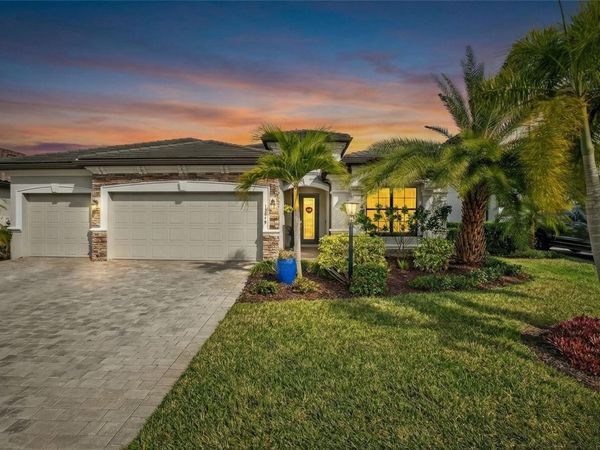 17850 POLO TRAIL, LAKEWOOD RANCH, FL 34211