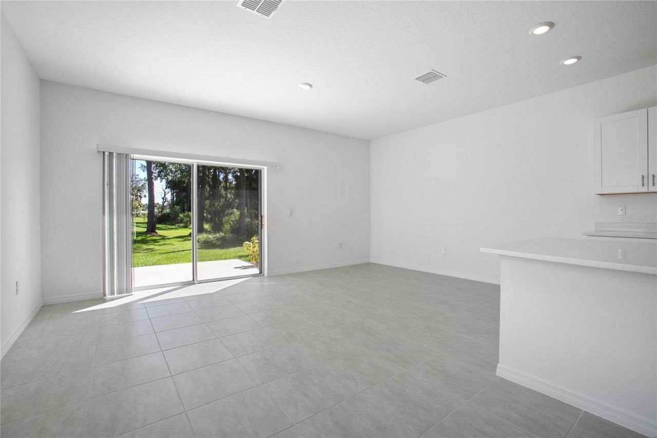 184 River Front Way, Edgewater, FL 32141 Photo