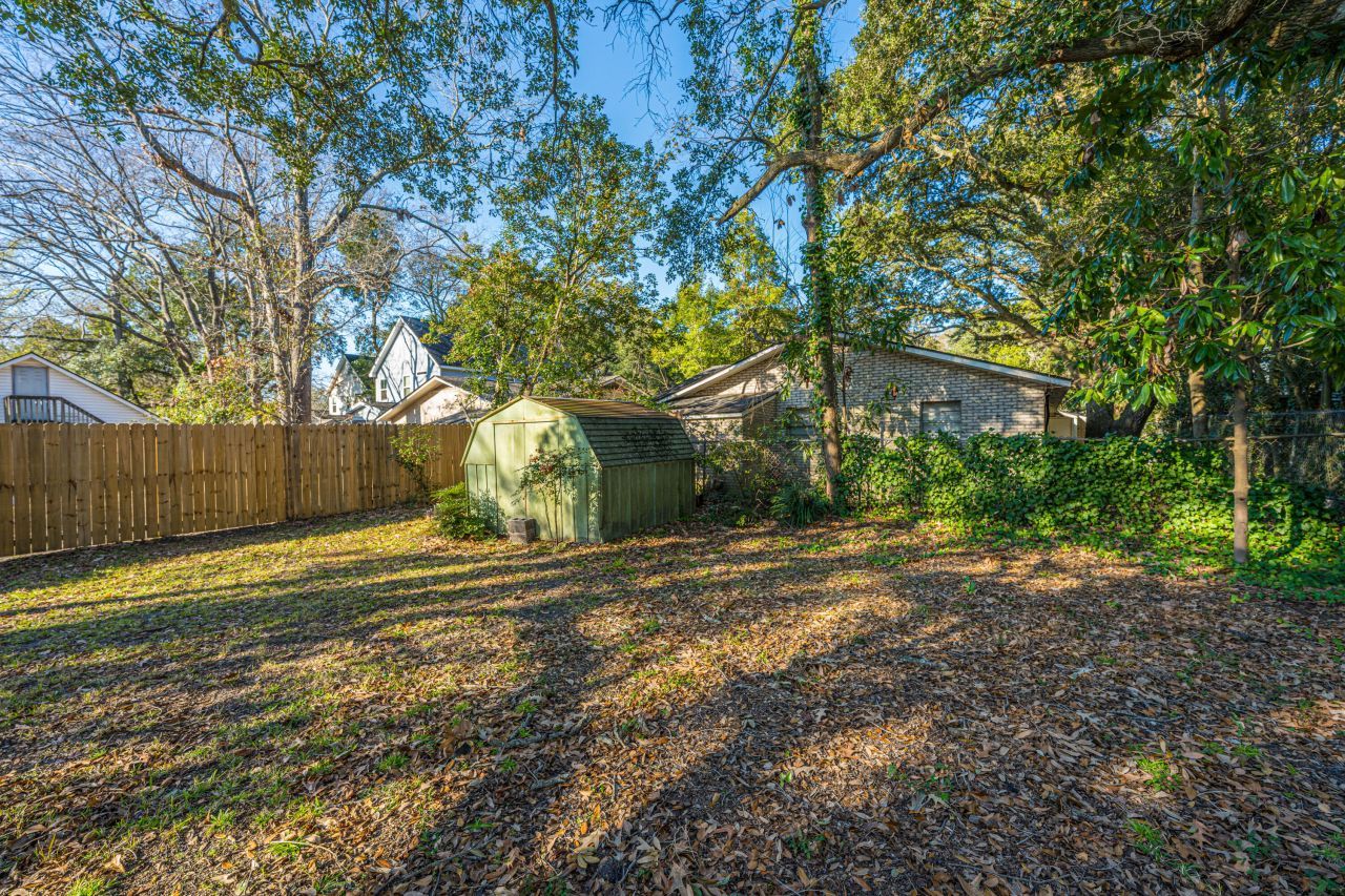 1610 Pinecrest Road Photo 11