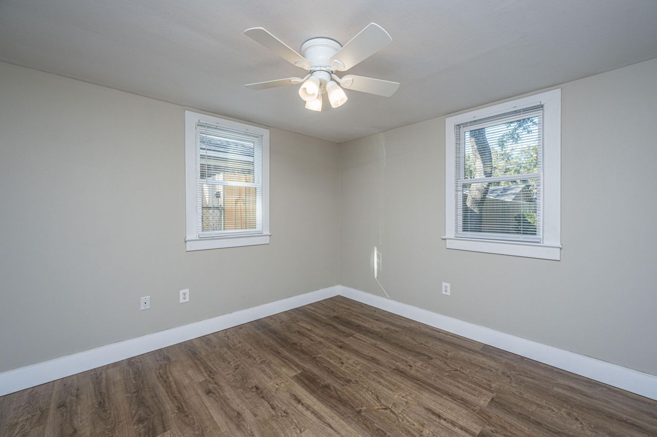 1610 Pinecrest Road Photo 26