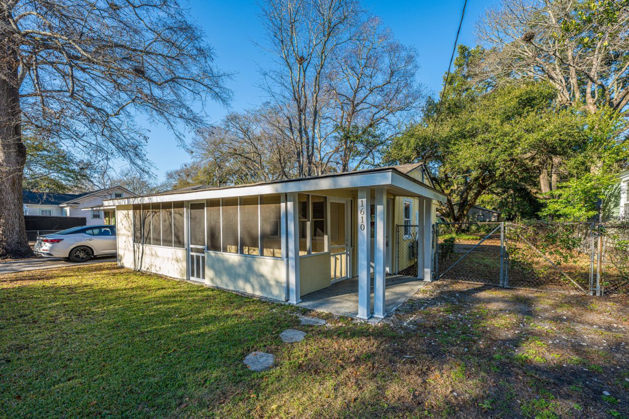 1610 Pinecrest Road Photo 35