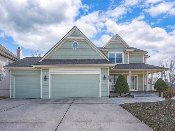 2205 SE Meeting Street, Lee's Summit, MO 64063