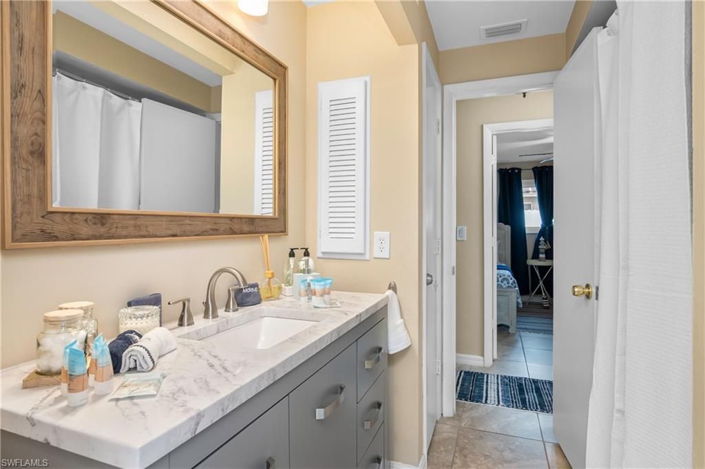 1519 SE 21st St, Cape Coral, FL 33990 Photo