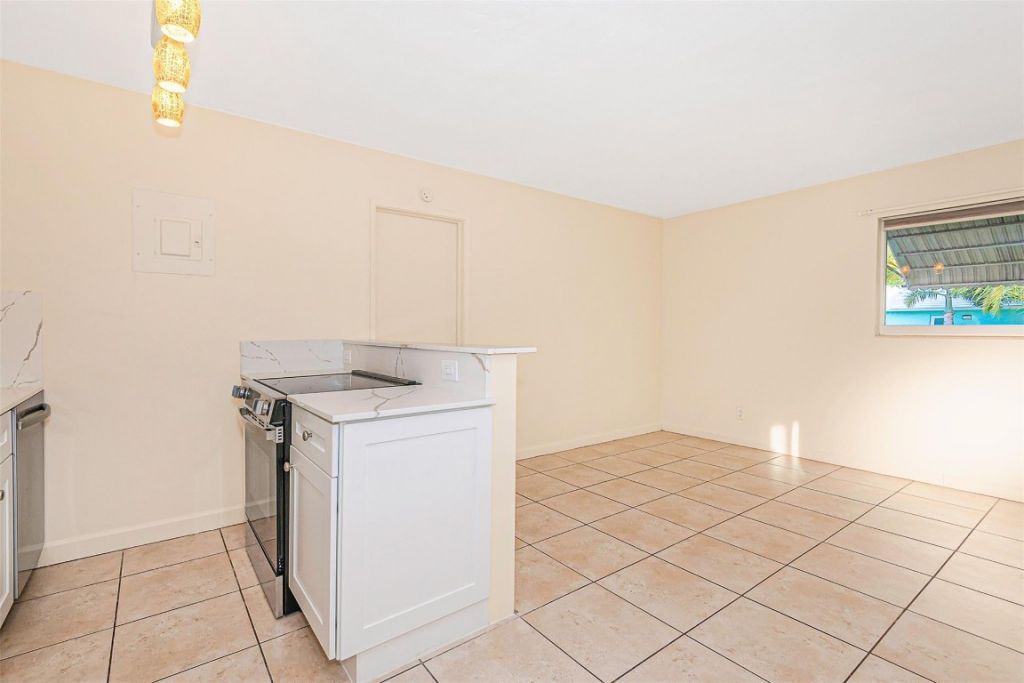 2581 NE 11th Court, Unit 2585, Pompano Beach, FL 33062 Photo