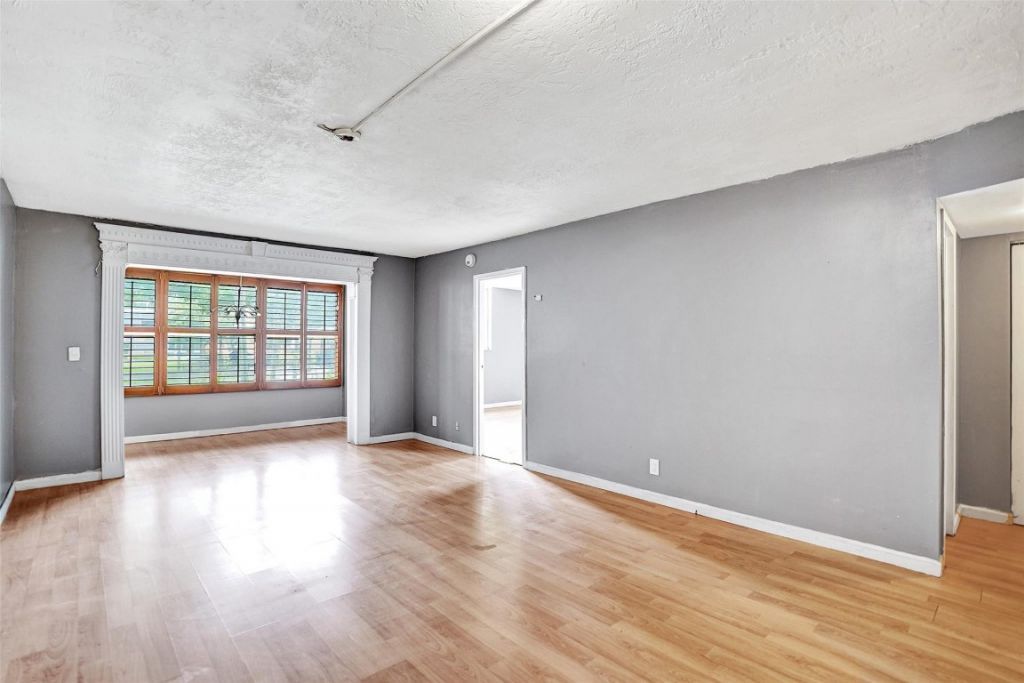 2801 Somerset Drive, Unit 101, Lauderdale Lakes, FL 33311 Photo