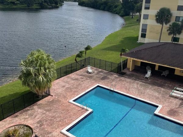 6575 W Oakland Park Blvd, Unit 511, Lauderhill, FL 33313