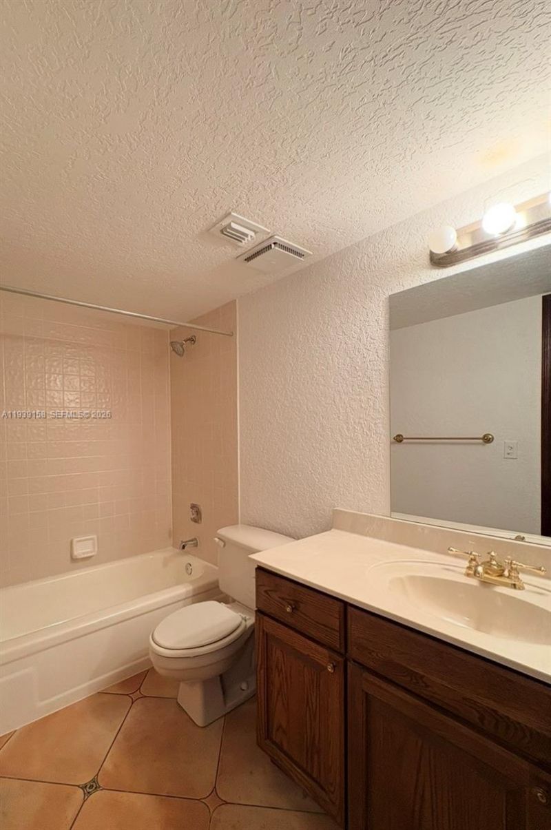 6575 W Oakland Park Blvd, Unit 511, Lauderhill, FL 33313 Photo