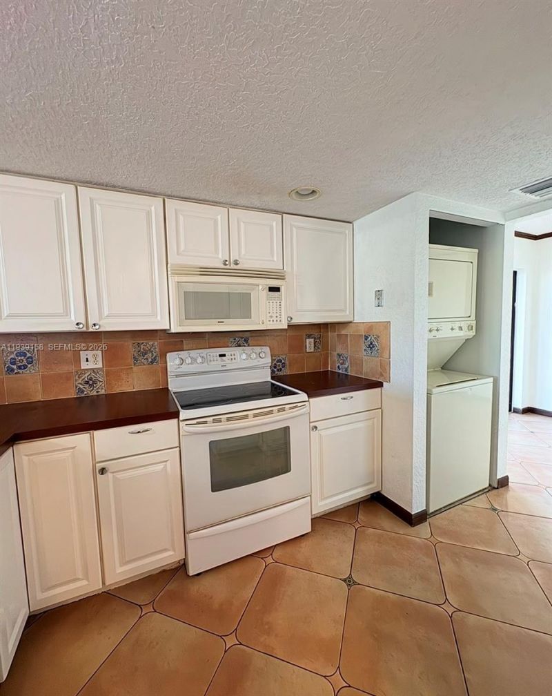 6575 W Oakland Park Blvd, Unit 511, Lauderhill, FL 33313 Photo